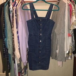 Denim dress w POCKETS!